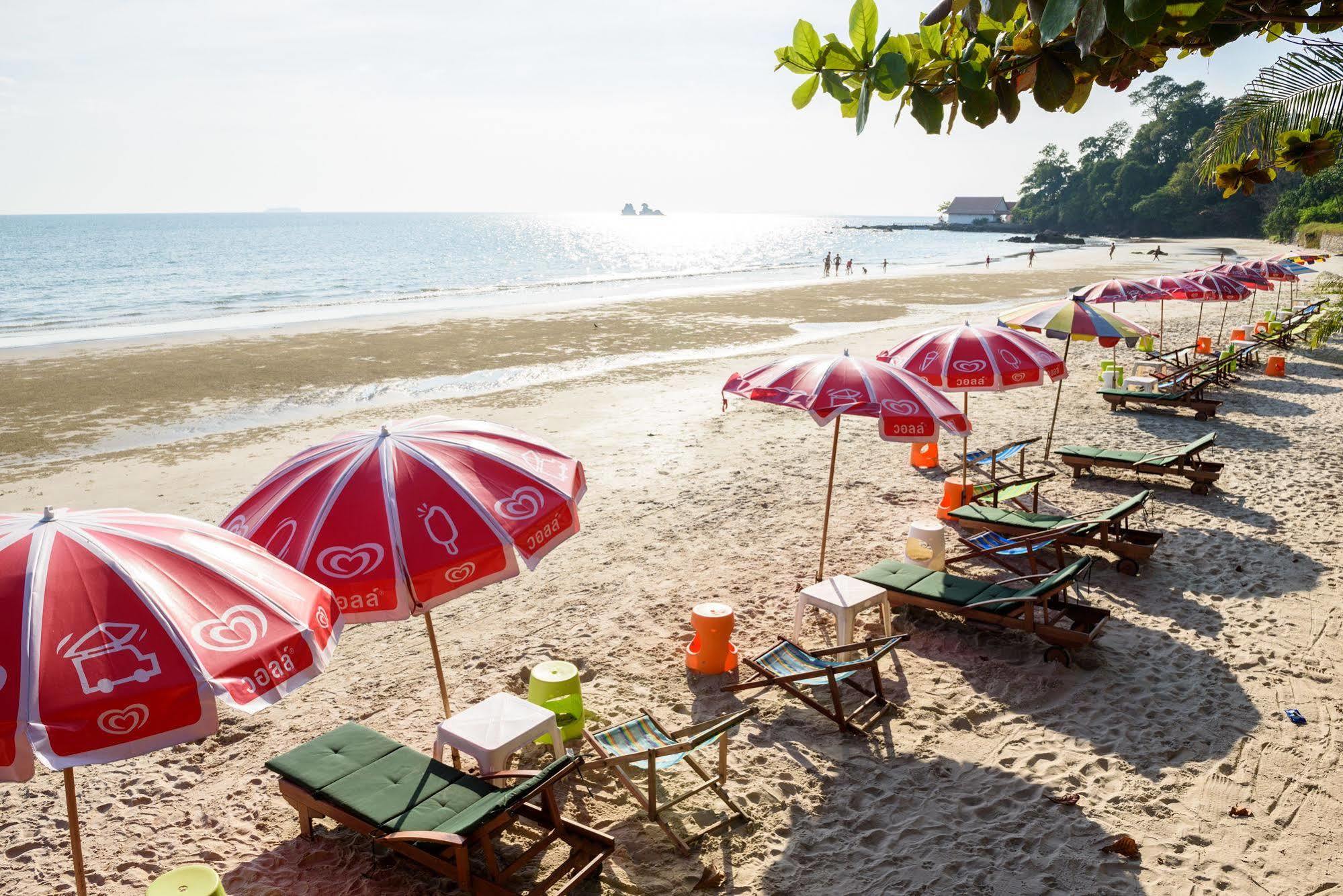 Baansuan Aokhai Beach Resort Mae Phim Ngoại thất bức ảnh